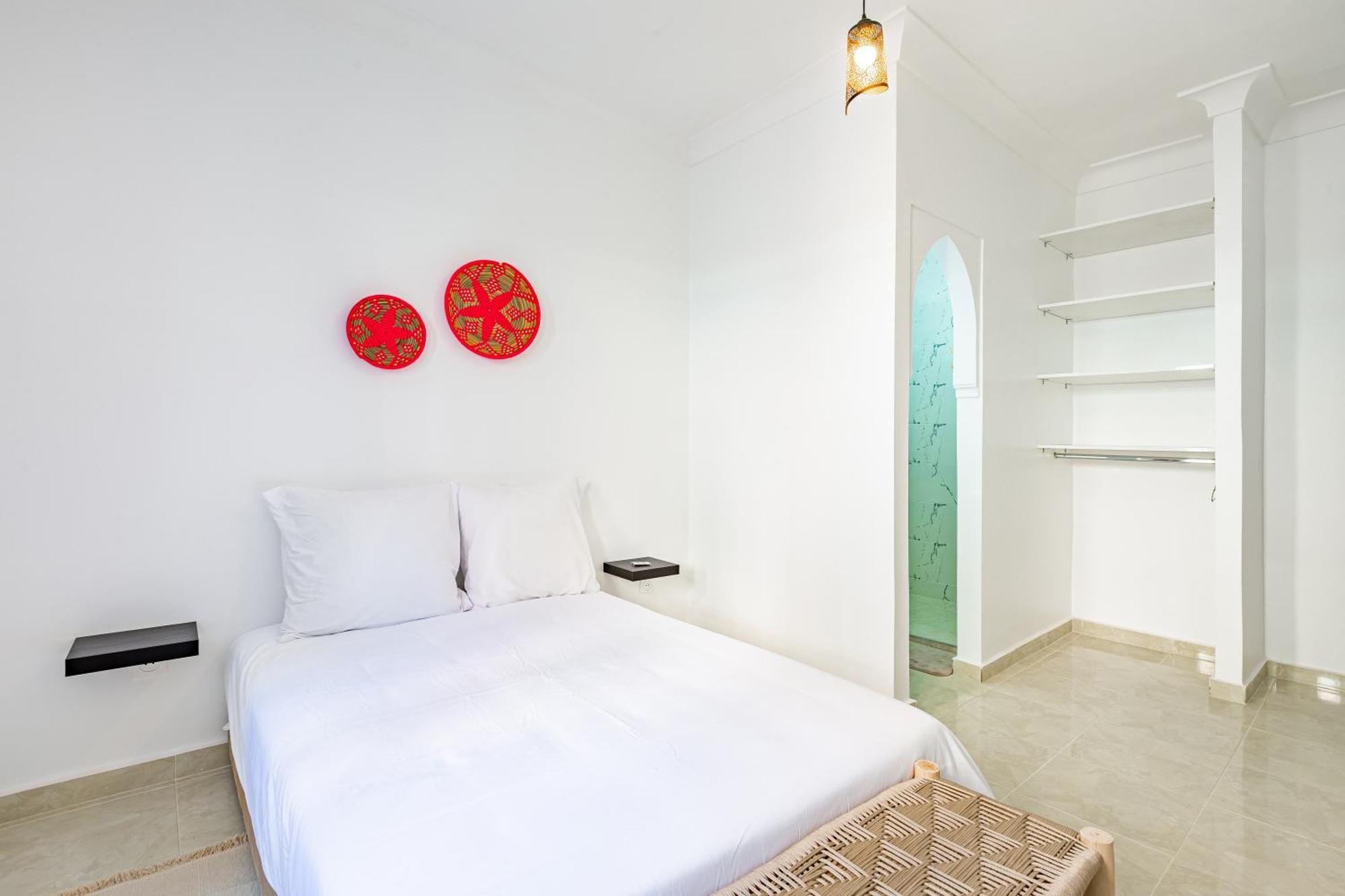 Riad Dar Juma, Suites & Appartements, Spa & Piscine Chauffee Марракеш Экстерьер фото