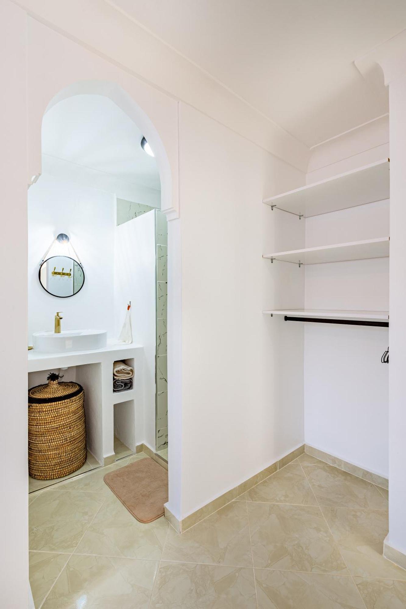 Riad Dar Juma, Suites & Appartements, Spa & Piscine Chauffee Марракеш Экстерьер фото
